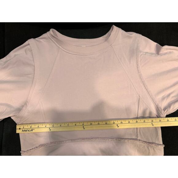 Free people inspire crop tee sweatshirt womens XS. Lavender, raw edge seaming - Picture 11 of 12